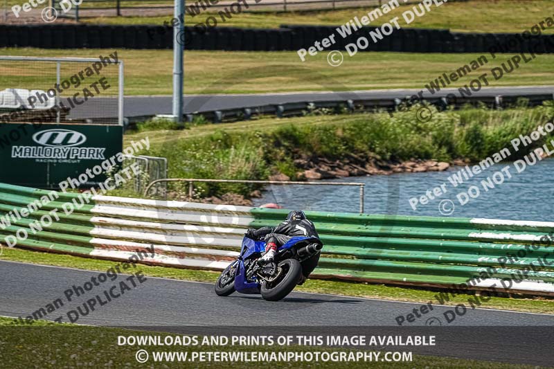 enduro digital images;event digital images;eventdigitalimages;mallory park;mallory park photographs;mallory park trackday;mallory park trackday photographs;no limits trackdays;peter wileman photography;racing digital images;trackday digital images;trackday photos